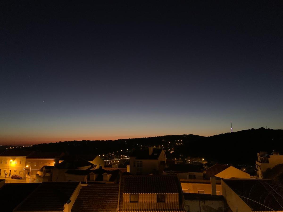 Apartment2 With Terrace And A View Near Amoreiras Lissabon Exterior foto